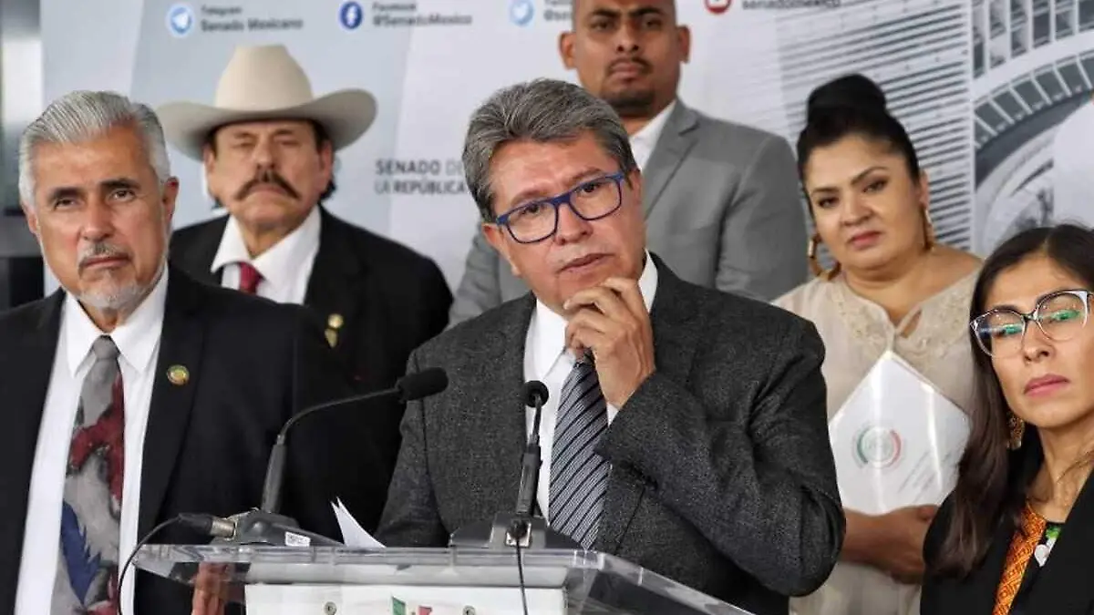 Ricardo Monreal_conferencia prensa en Senado